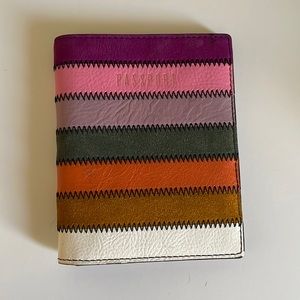 fossil passport holder